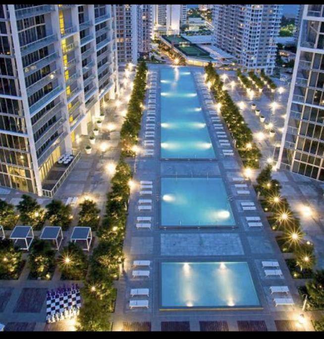 Luxury 5-Star Condo @37Th Floor In Icon Brickell 2B/2B Miami Exterior photo
